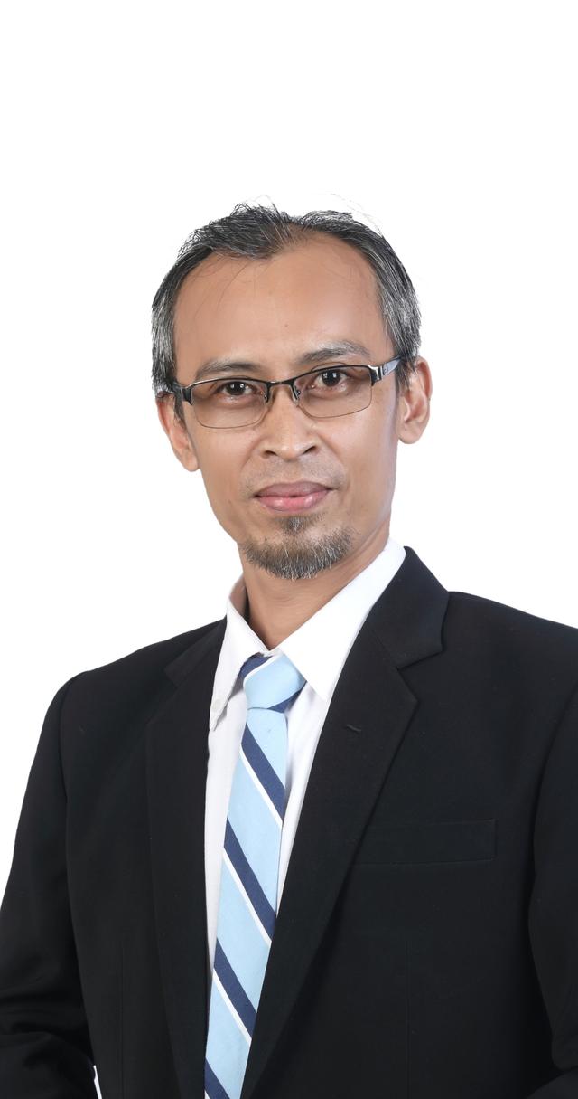 loan adviser Yopi Hikmat Ruhayat