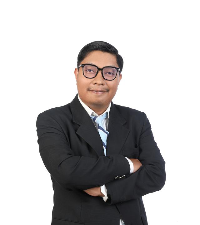 loan adviser Deri Suryadharma