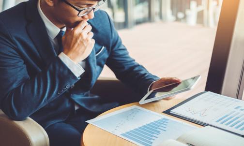 loan adviser undefined
