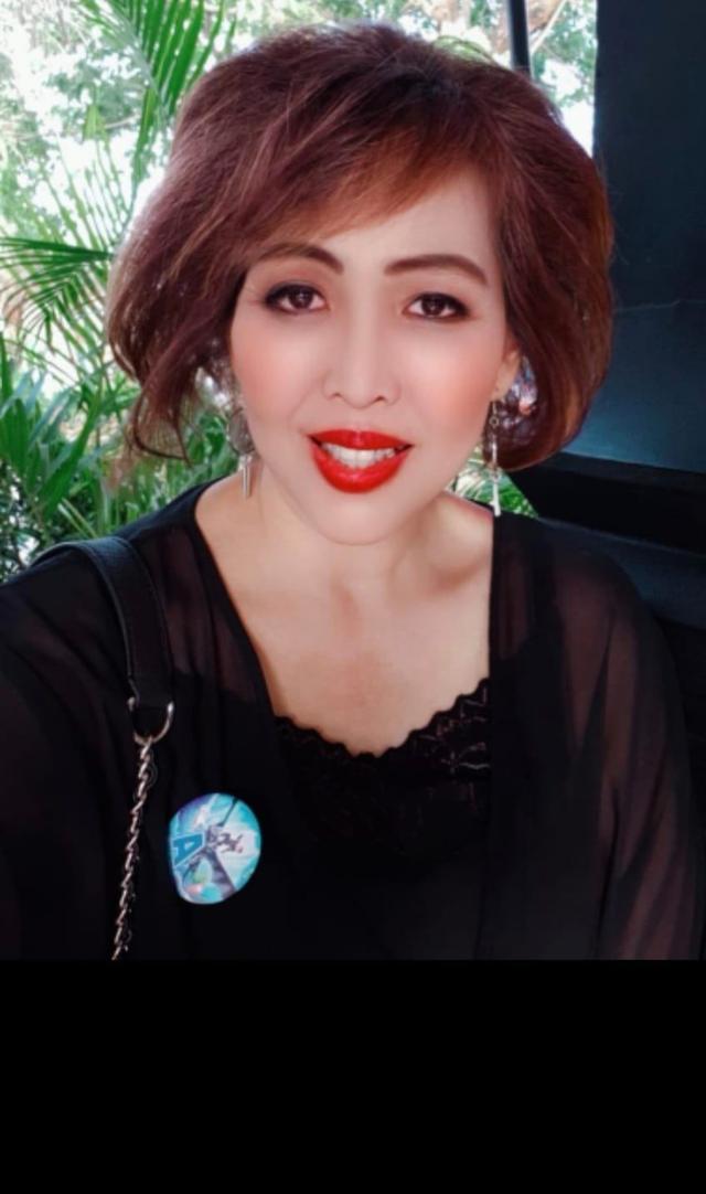 loan adviser Eva Natalia Jahja