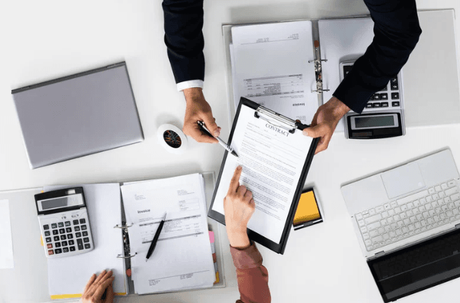 loan adviser undefined