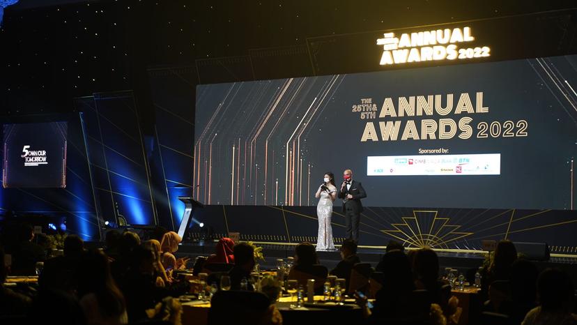 loan adviser undefined